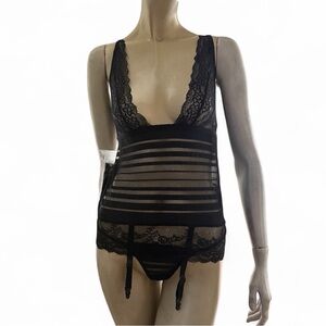 Escante Merry Widow-NWT-Multiple Sizes!
